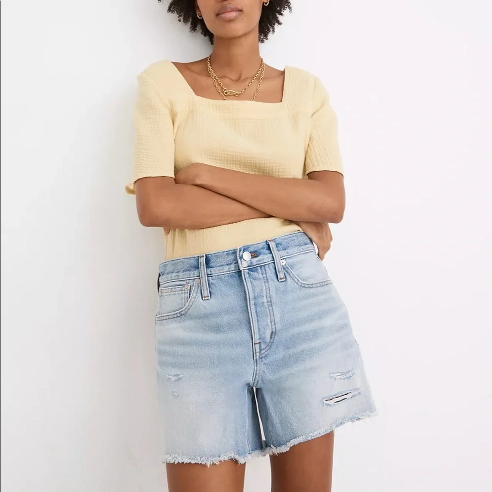 Madewell Relaxed Mid-Length Denim Shorts in Selton Wash: Ripped Edition - Picture 3 of 9
